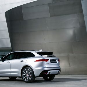 2017-Jaguar-F-Pace-rear-three-quarter-04.jpg