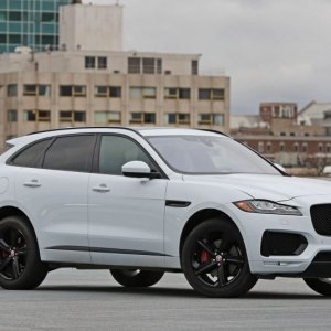 2017-Jaguar-F-Pace-S-124-876x535.jpg