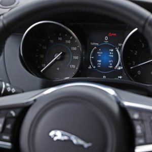 2017-Jaguar-F-Pace-S-156-876x535.jpg