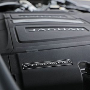 2017-Jaguar-F-Pace-S-189-876x535.jpg